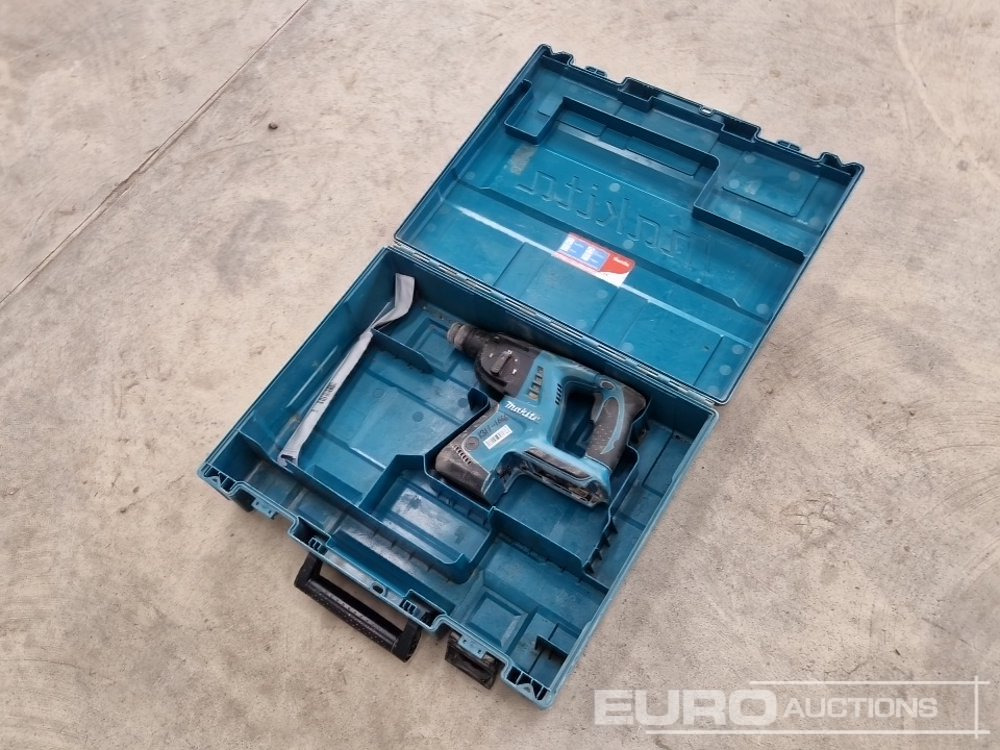 Makita BHR262 36 Volt Cordless Hammer Drill/Breaker (Body & Case Only - Celtniecības maisītājs: foto 1 Makita BHR262 36 Volt Cordless Hammer Drill/Breaker (Body & Case Only - Celtniecības maisītājs: foto 1