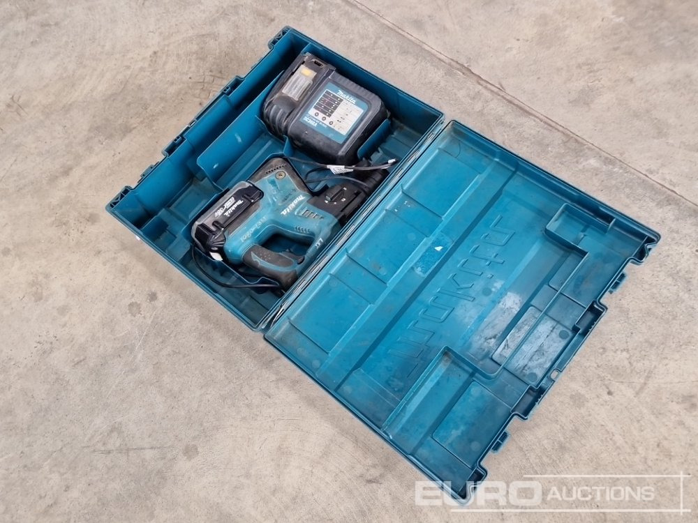 Makita BHR262 36 Volt Cordless Hammer Drill/Breaker, Charger, Battery - Celtniecības maisītājs: foto 3 Makita BHR262 36 Volt Cordless Hammer Drill/Breaker, Charger, Battery - Celtniecības maisītājs: foto 3