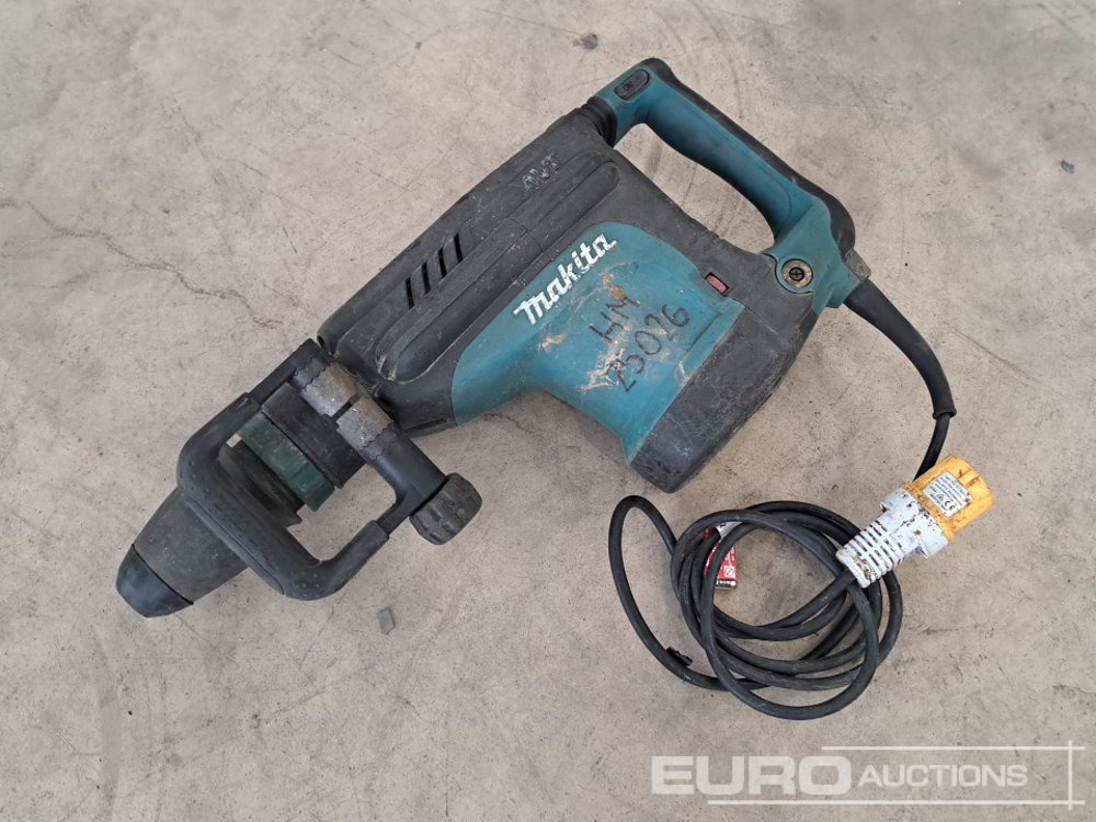 Makita HM1213C 110 Volt Breaker - Celtniecības maisītājs: foto 5 Makita HM1213C 110 Volt Breaker - Celtniecības maisītājs: foto 5