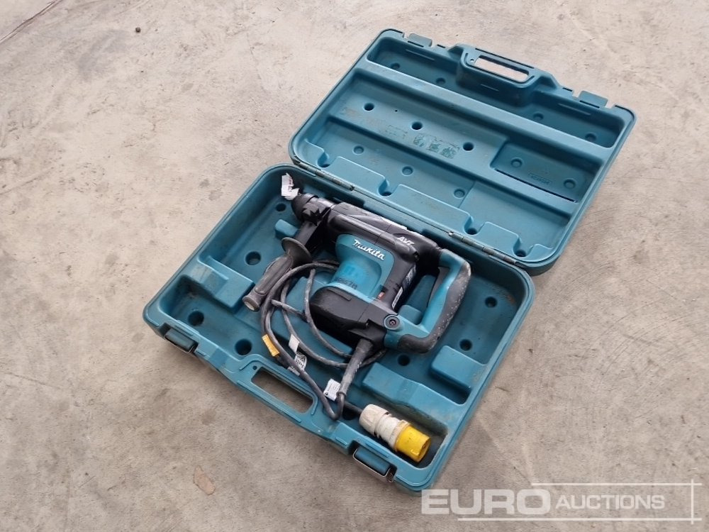 Makita HR3210C 110 Volt Hammer Drill/Breaker - Celtniecības maisītājs: foto 1 Makita HR3210C 110 Volt Hammer Drill/Breaker - Celtniecības maisītājs: foto 1