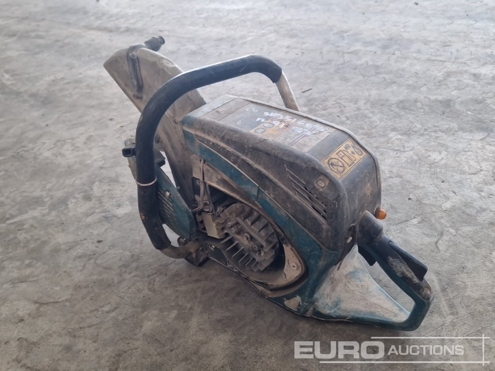 Makita Petrol Con Saw - Garāžu aprīkojums: foto 2 Makita Petrol Con Saw - Garāžu aprīkojums: foto 2