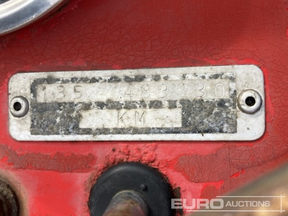 Massey Ferguson 135 - Traktors: foto 5 Massey Ferguson 135 - Traktors: foto 5