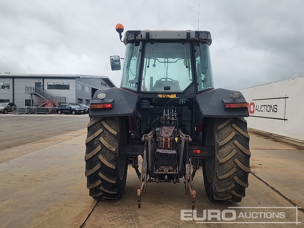 Massey Ferguson 6170 - Traktors: foto 4 Massey Ferguson 6170 - Traktors: foto 4