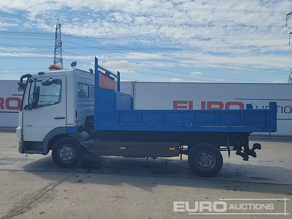 Mercedes 816 - Kravas automašīna pašizgāzējs: foto 2 Mercedes 816 - Kravas automašīna pašizgāzējs: foto 2