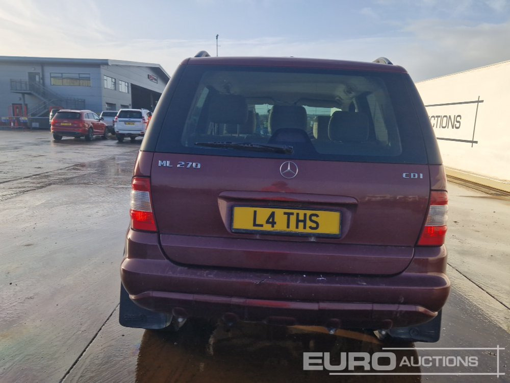 Mercedes ML270 - SUV: foto 4 Mercedes ML270 - SUV: foto 4