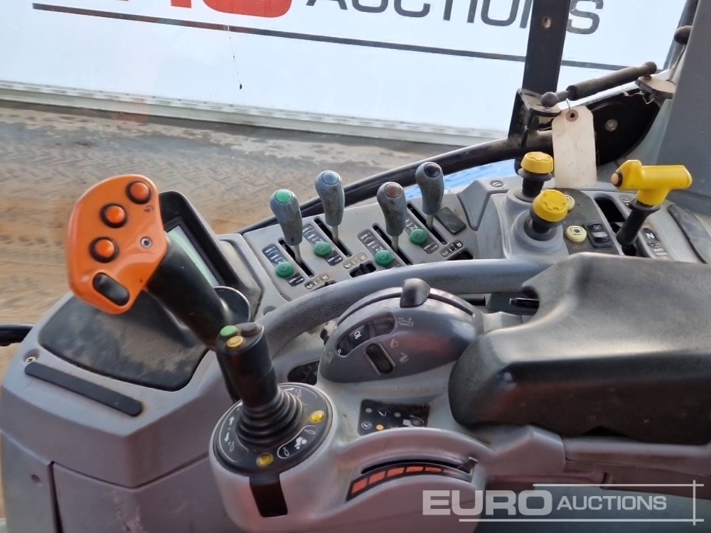 Traktors New Holland T6080: foto 32 Traktors New Holland T6080: foto 32