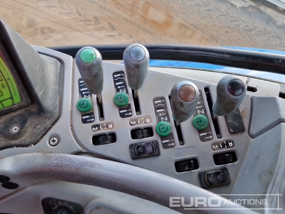 Traktors New Holland T6080: foto 33 Traktors New Holland T6080: foto 33