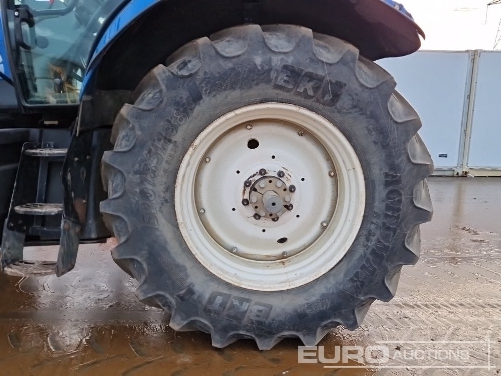 Traktors New Holland T6080: foto 10 Traktors New Holland T6080: foto 10