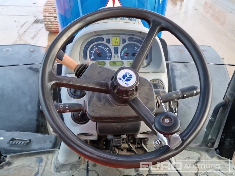 Traktors New Holland T6080: foto 36 Traktors New Holland T6080: foto 36