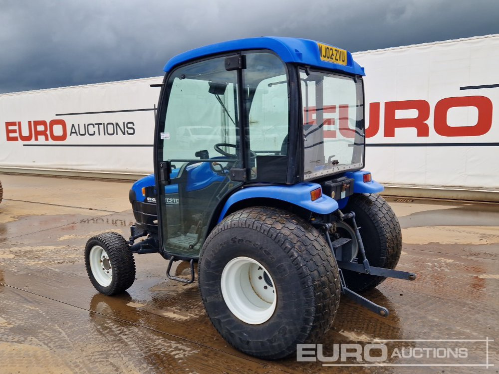 New Holland TC27D - Mini traktors: foto 3 New Holland TC27D - Mini traktors: foto 3