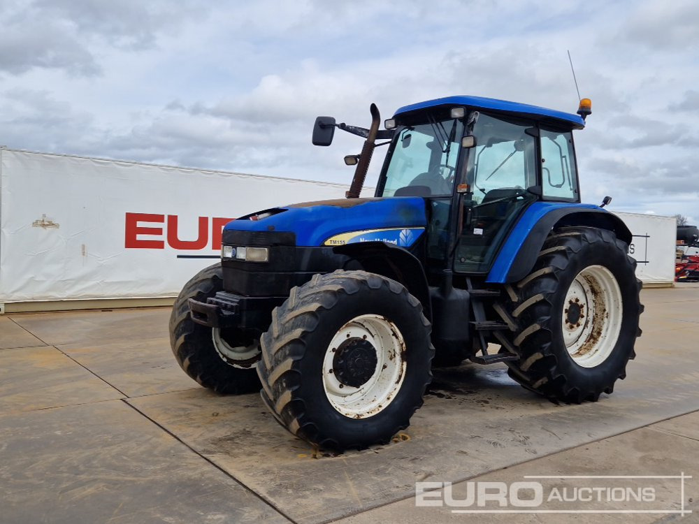 New Holland TM155 - Traktors: foto 1 New Holland TM155 - Traktors: foto 1