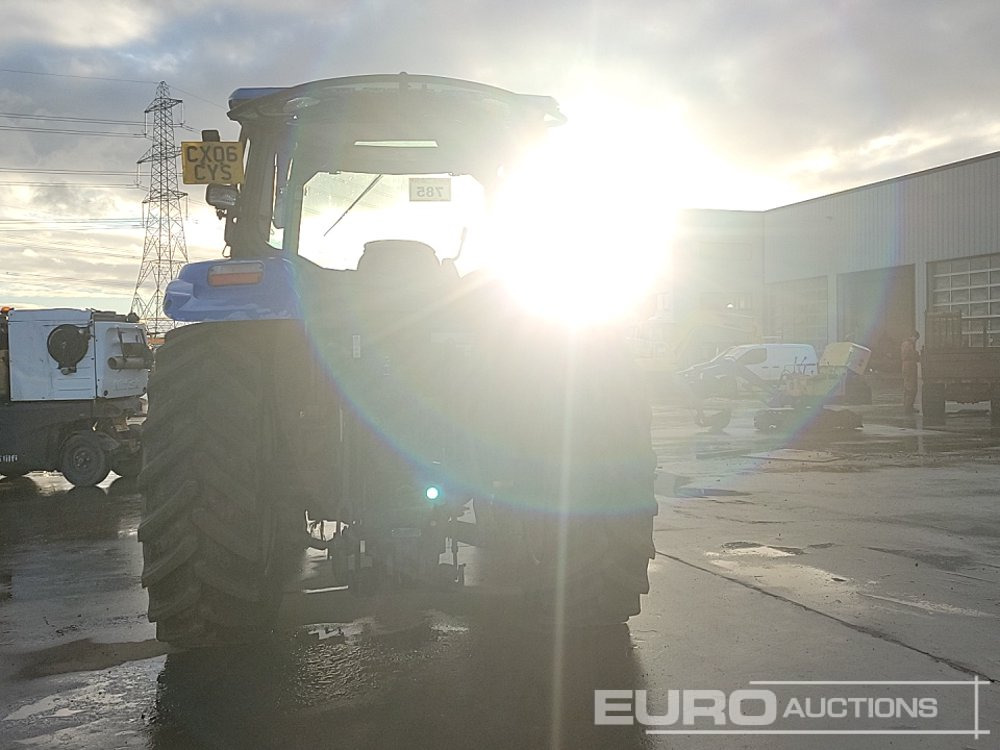 New Holland TS100A - Traktors: foto 4 New Holland TS100A - Traktors: foto 4