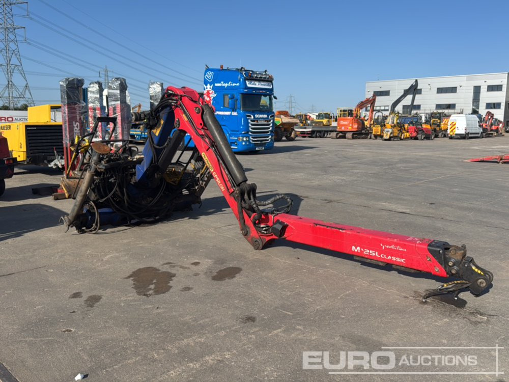 Palfinger EPSILON M125L CLASSIC - Celtnis-manipulators: foto 4 Palfinger EPSILON M125L CLASSIC - Celtnis-manipulators: foto 4