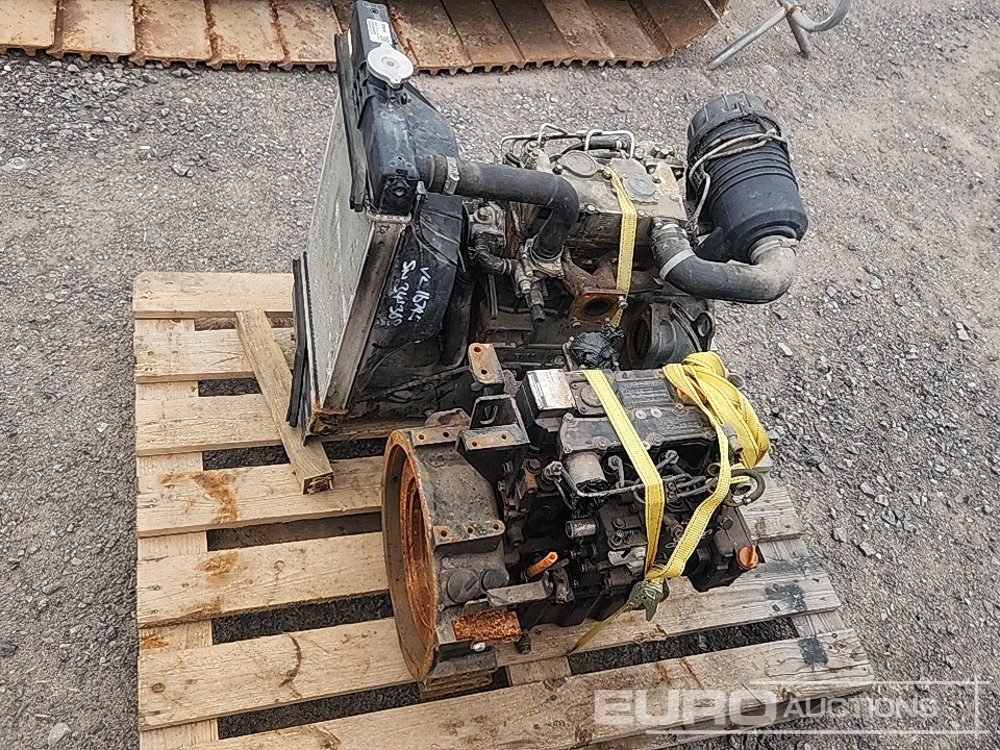 Perkins 3 Cylinder Diesel Engine, Yanmar 3 Cylinder Diesel Engine (2 of) - Dzinējs: foto 2 Perkins 3 Cylinder Diesel Engine, Yanmar 3 Cylinder Diesel Engine (2 of) - Dzinējs: foto 2