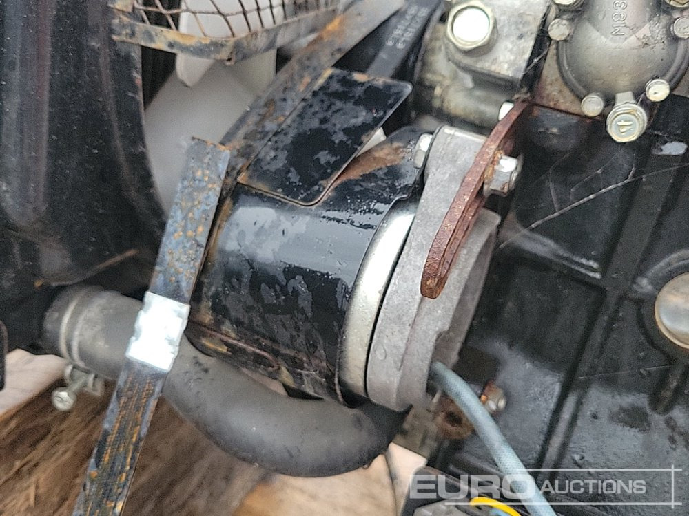 Dzinējs Perkins 3 Cylinder Engine: foto 13 Dzinējs Perkins 3 Cylinder Engine: foto 13