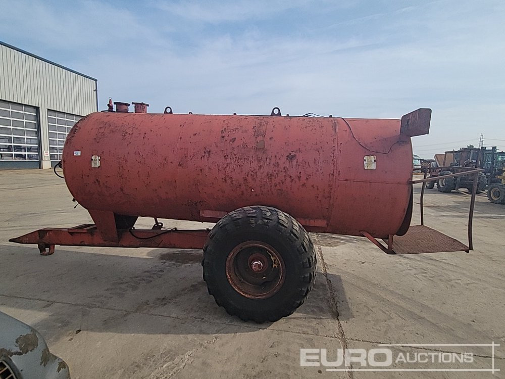 Redrock Single Axle Draw Bar Fuel Bowser, Honda Pump - Uzglabāšanas tvertne: foto 2 Redrock Single Axle Draw Bar Fuel Bowser, Honda Pump - Uzglabāšanas tvertne: foto 2