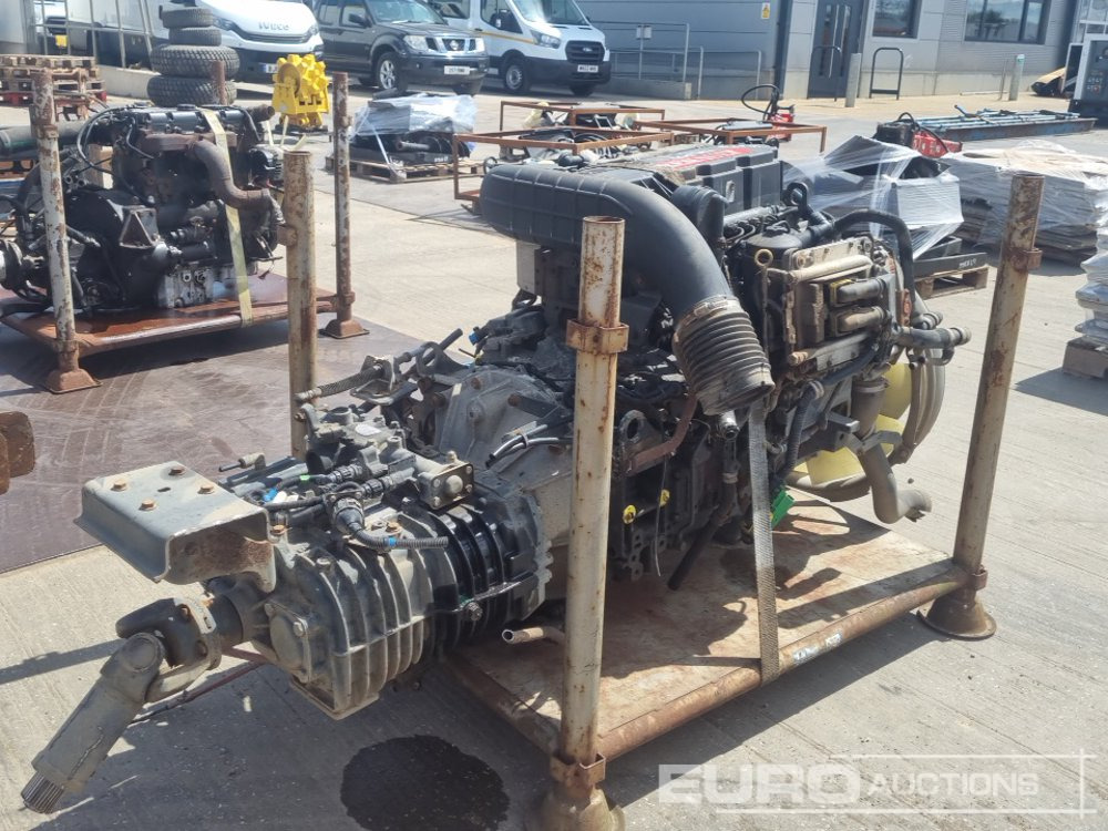 Renault 6 Cylinder Engine, Gearbox - Dzinējs: foto 5 Renault 6 Cylinder Engine, Gearbox - Dzinējs: foto 5