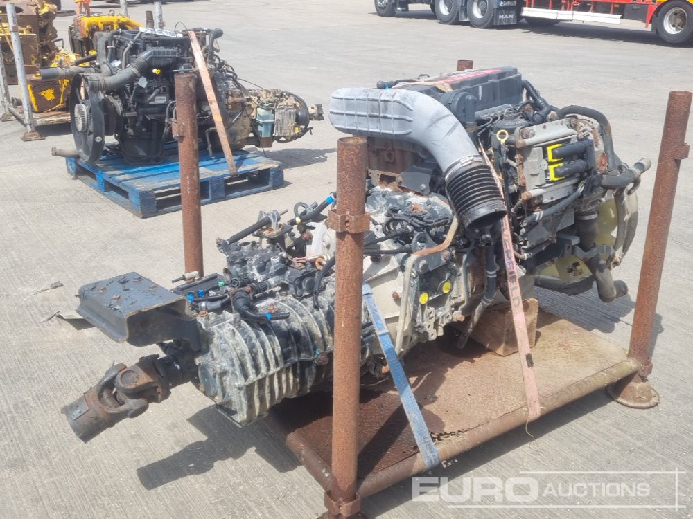 Renault 6 Cylinder Engine, Gearbox - Dzinējs: foto 5 Renault 6 Cylinder Engine, Gearbox - Dzinējs: foto 5