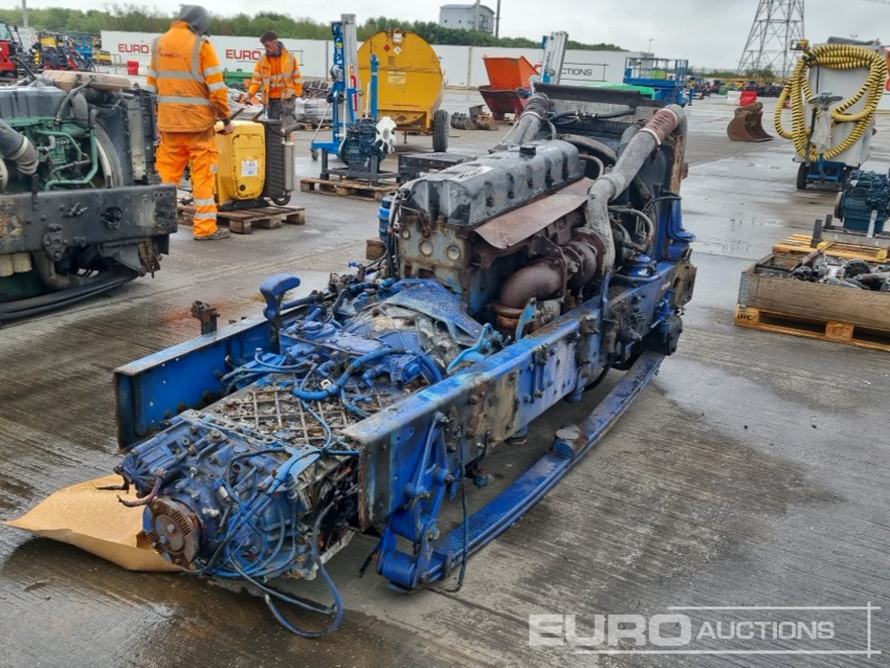 Renault 6 Cylinder Powerpack - Dzinējs: foto 1 Renault 6 Cylinder Powerpack - Dzinējs: foto 1