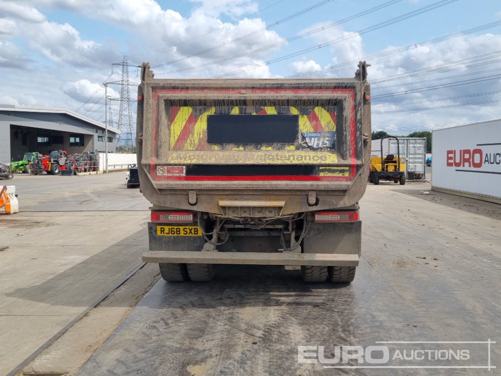 Renault C440 - Kravas automašīna pašizgāzējs: foto 4 Renault C440 - Kravas automašīna pašizgāzējs: foto 4