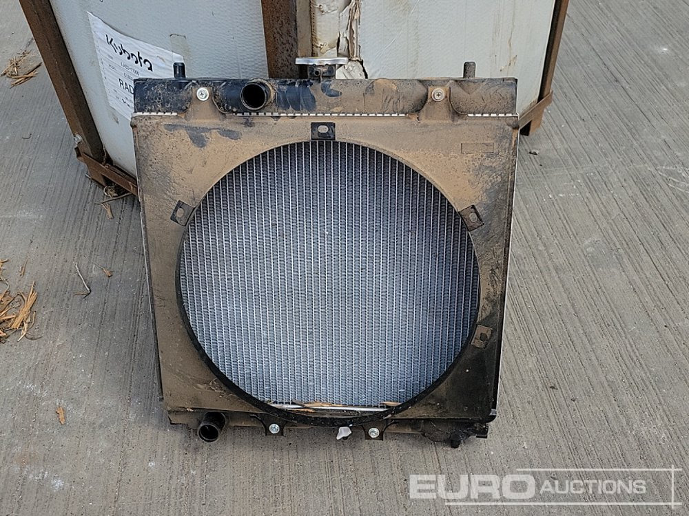 Radiator to suit Kubota Engine (6 of) - Rezerves daļa: foto 5 Radiator to suit Kubota Engine (6 of) - Rezerves daļa: foto 5