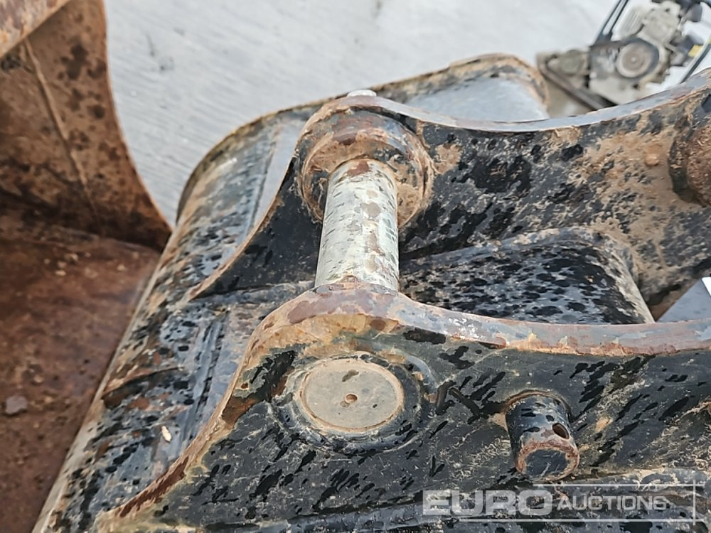 Kauss Rhinox 60" Ditching, 36", 24" Digging Bucket 45mm Pin to suit 4-6 Ton Excavator: foto 17 Kauss Rhinox 60" Ditching, 36", 24" Digging Bucket 45mm Pin to suit 4-6 Ton Excavator: foto 17