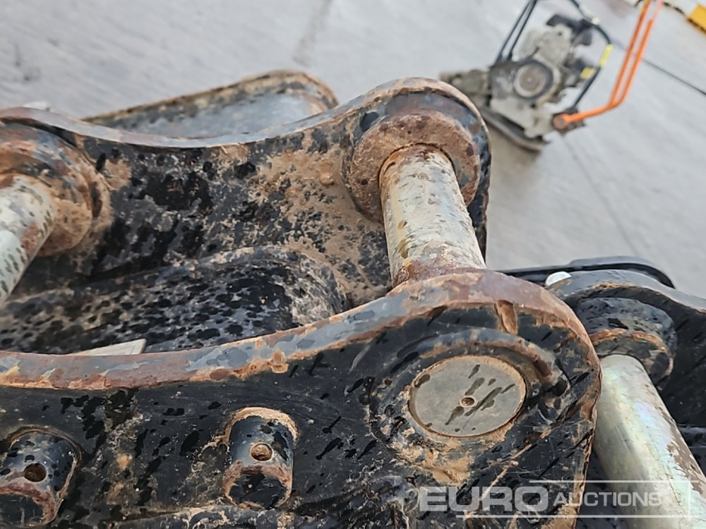 Kauss Rhinox 60" Ditching, 36", 24" Digging Bucket 45mm Pin to suit 4-6 Ton Excavator: foto 18 Kauss Rhinox 60" Ditching, 36", 24" Digging Bucket 45mm Pin to suit 4-6 Ton Excavator: foto 18