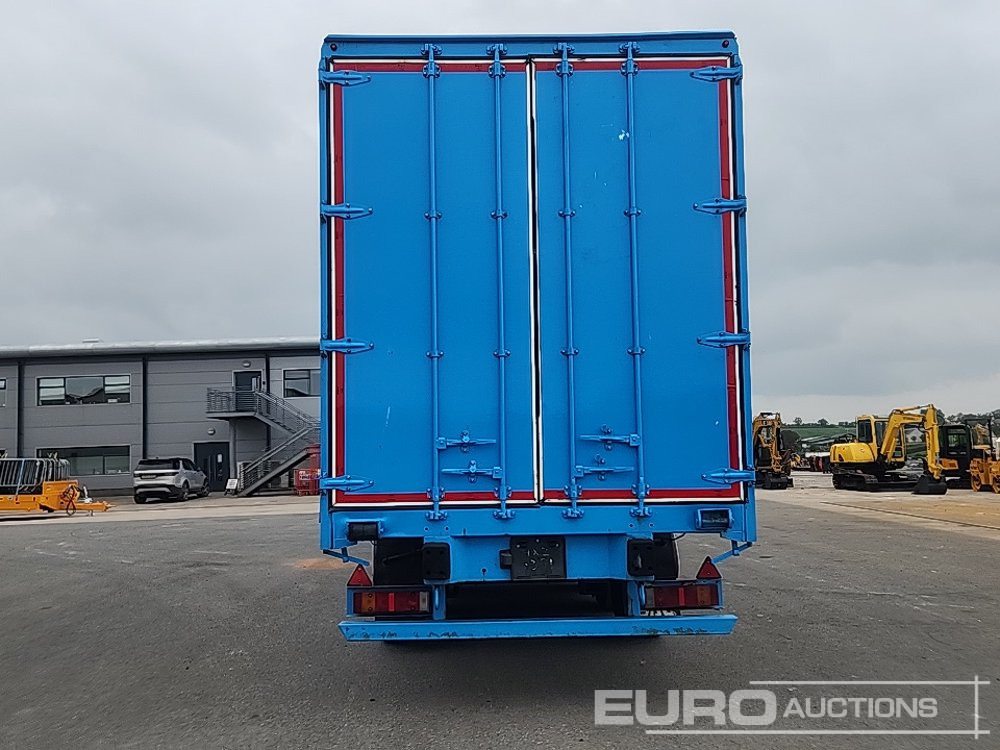 SDC 45' Tri Axle Curtainsider Trailer - Tenta puspiekabe: foto 4 SDC 45' Tri Axle Curtainsider Trailer - Tenta puspiekabe: foto 4