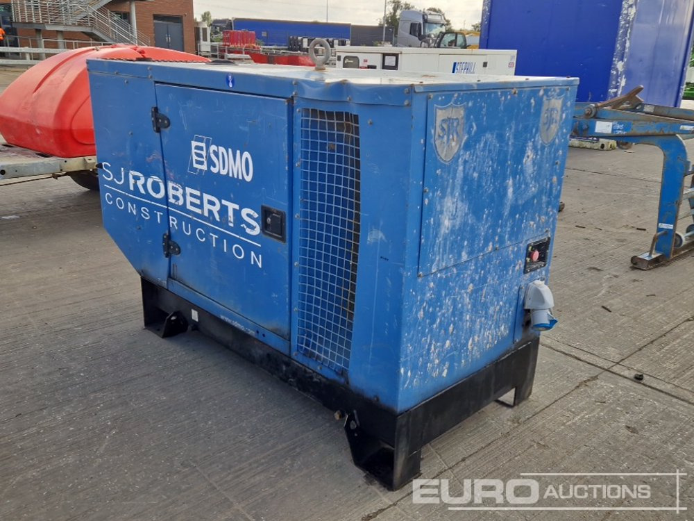 SDMO 17kVA Generator, 4 Cylinder Engine - Elektroģenerators: foto 5 SDMO 17kVA Generator, 4 Cylinder Engine - Elektroģenerators: foto 5