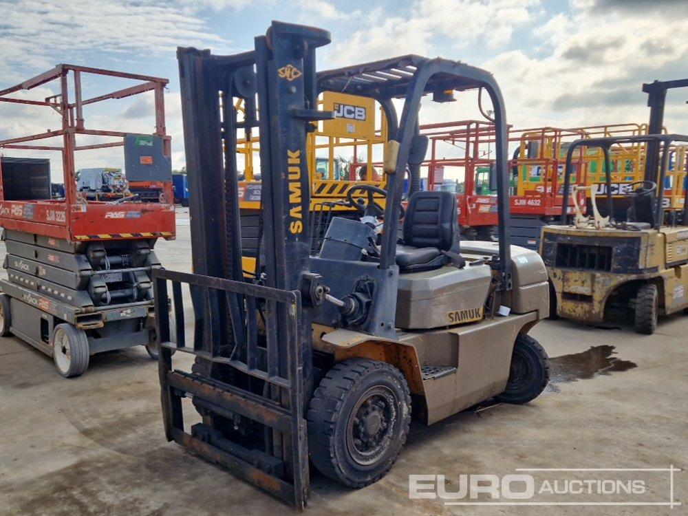 Samuk Diesel Forklift, 2 Stage Mast, Side Shift (No Steering & Hydraulic Leak) - Dīzeļiekrāvējs: foto 1 Samuk Diesel Forklift, 2 Stage Mast, Side Shift (No Steering & Hydraulic Leak) - Dīzeļiekrāvējs: foto 1