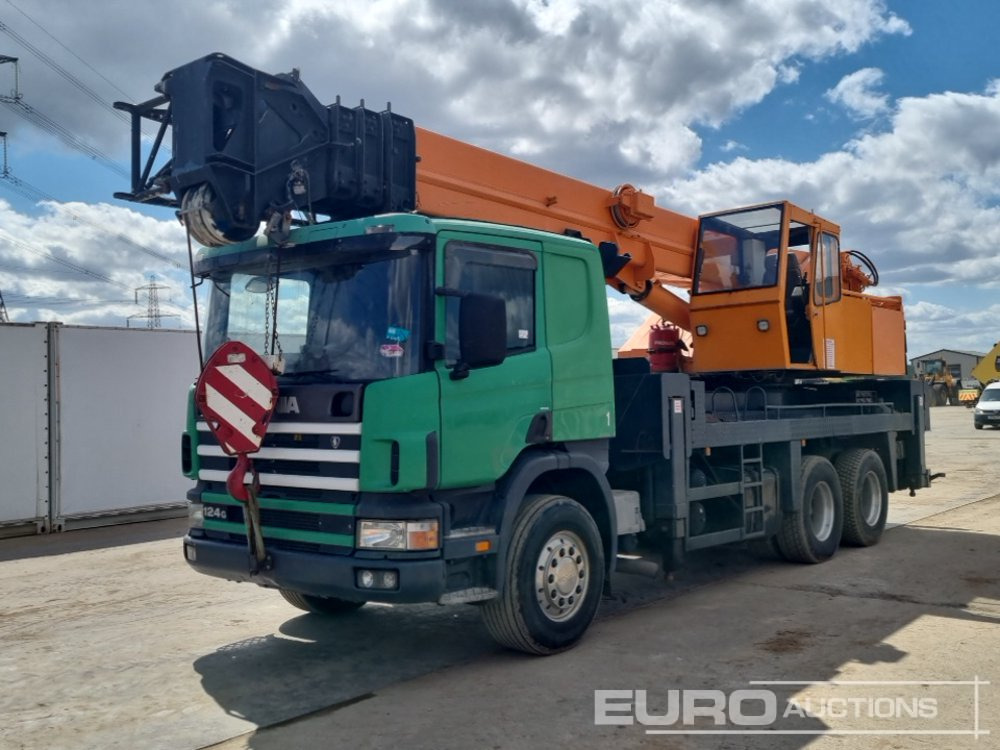 Scania 124G - Kravas auto ar manipulatoru: foto 1 Scania 124G - Kravas auto ar manipulatoru: foto 1