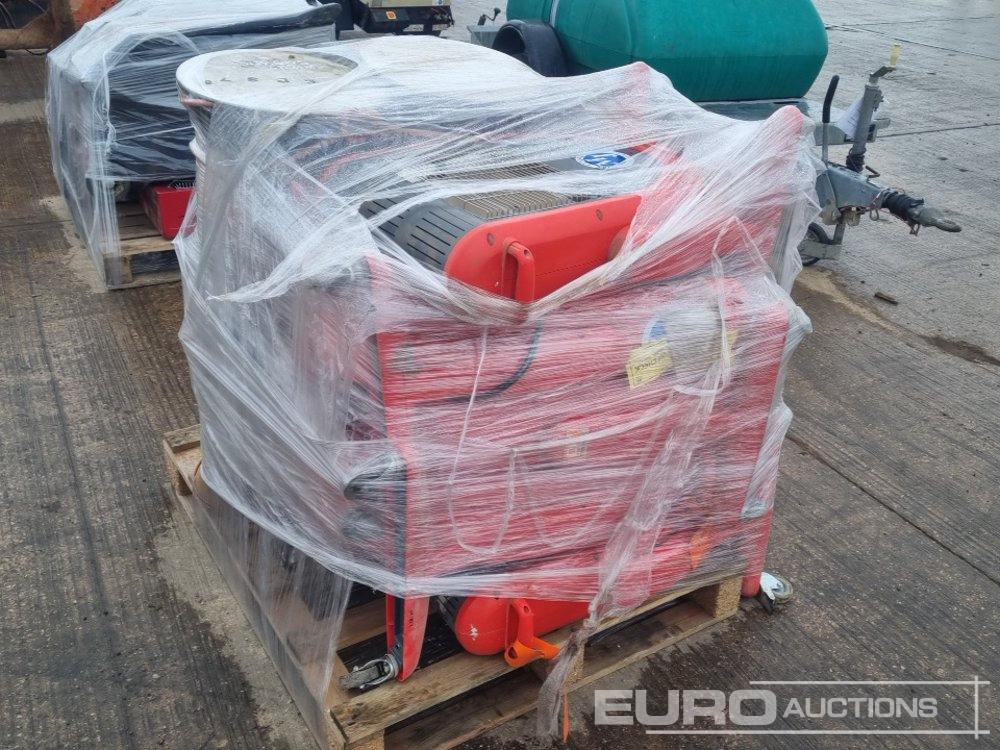 Space Heater (10 of) - Celtniecības maisītājs: foto 1 Space Heater (10 of) - Celtniecības maisītājs: foto 1