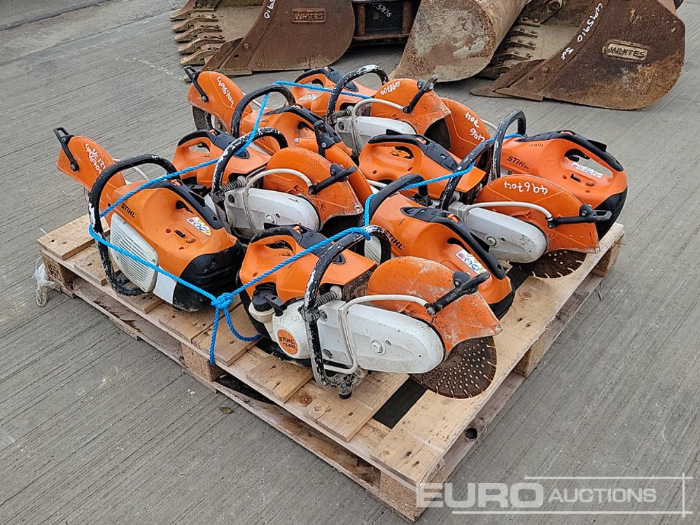Stihl 410 - Asfalta ieklāšanas tehnika: foto 2 Stihl 410 - Asfalta ieklāšanas tehnika: foto 2