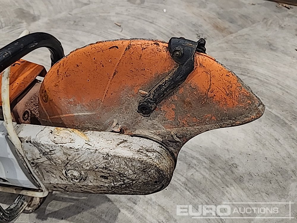 Stihl Petrol Con Saw - Asfalta ieklāšanas tehnika: foto 5 Stihl Petrol Con Saw - Asfalta ieklāšanas tehnika: foto 5