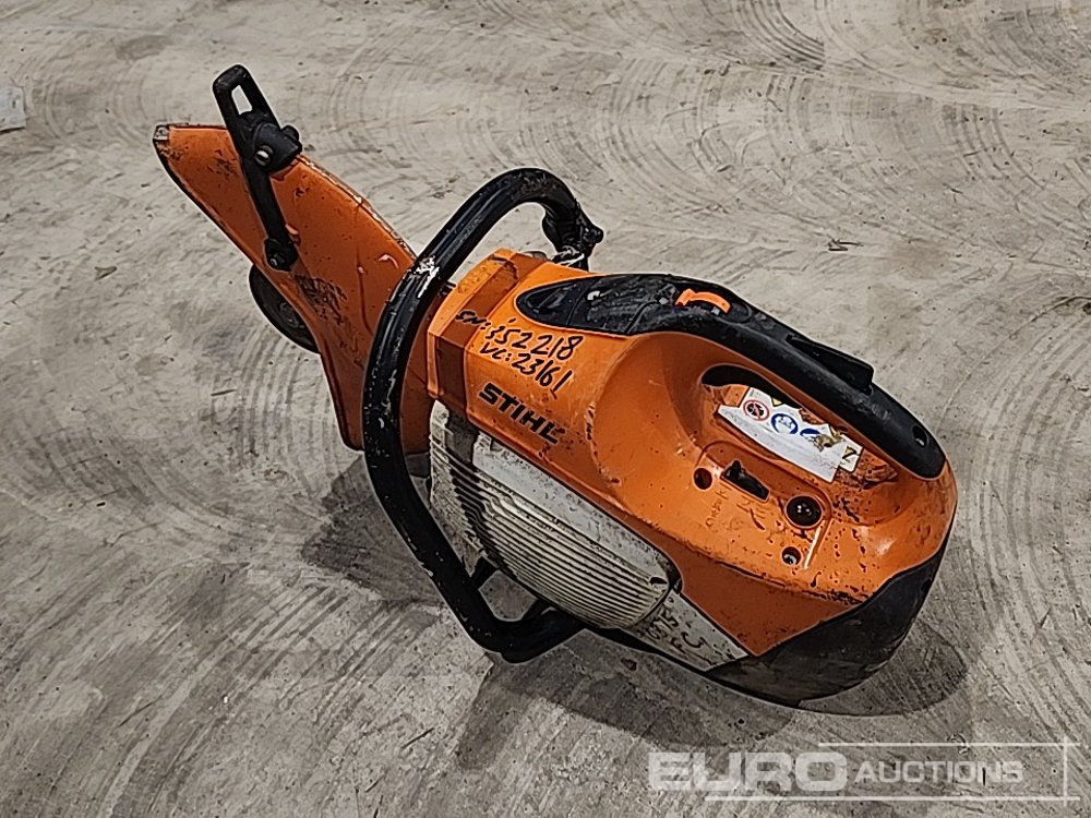Stihl Petrol Con Saw - Asfalta ieklāšanas tehnika: foto 4 Stihl Petrol Con Saw - Asfalta ieklāšanas tehnika: foto 4