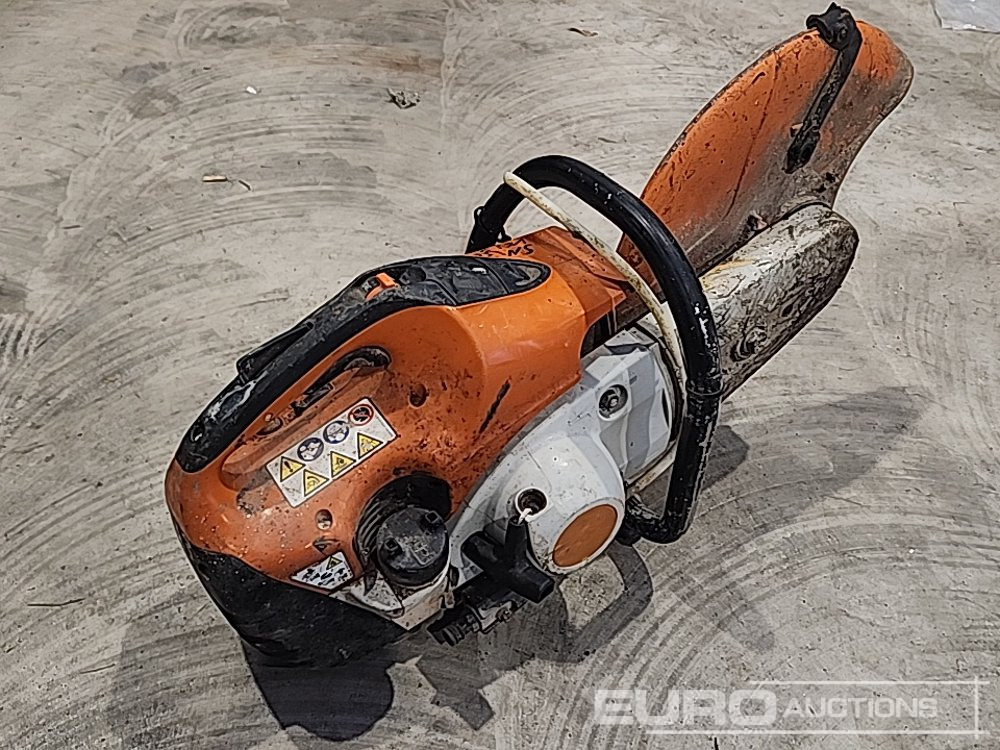 Stihl Petrol Con Saw - Asfalta ieklāšanas tehnika: foto 3 Stihl Petrol Con Saw - Asfalta ieklāšanas tehnika: foto 3