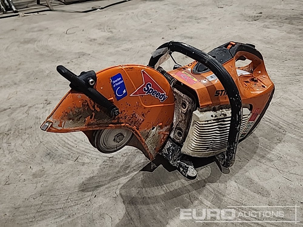 Stihl TS410 - Asfalta ieklāšanas tehnika: foto 1 Stihl TS410 - Asfalta ieklāšanas tehnika: foto 1