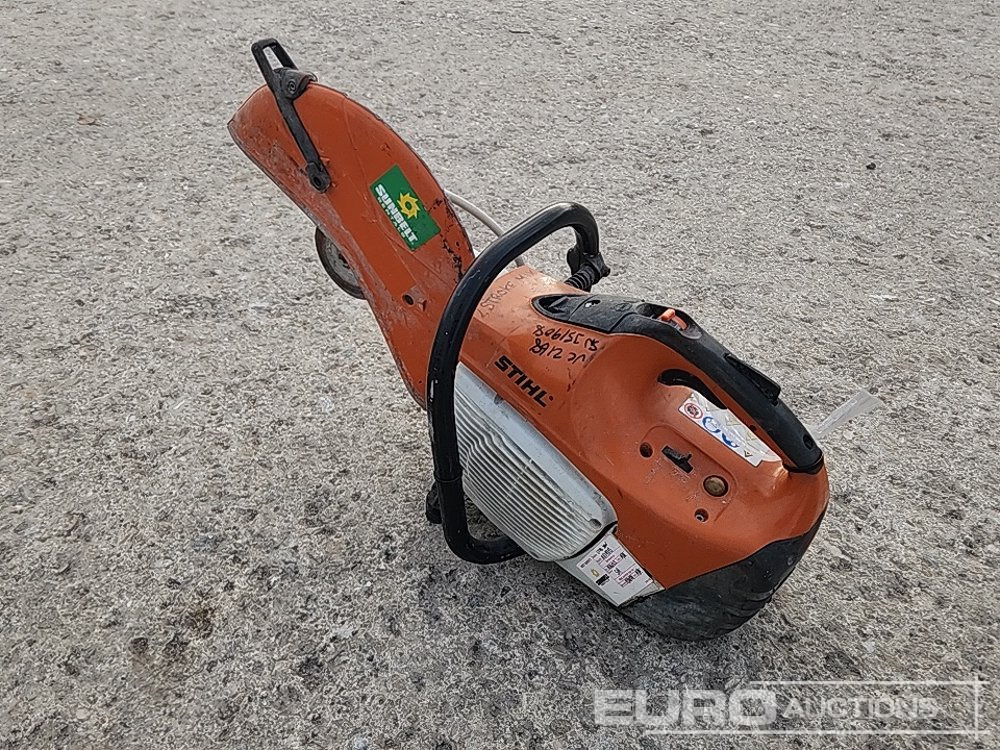Stihl TS420 Petrol Consaw - Asfalta ieklāšanas tehnika: foto 2 Stihl TS420 Petrol Consaw - Asfalta ieklāšanas tehnika: foto 2