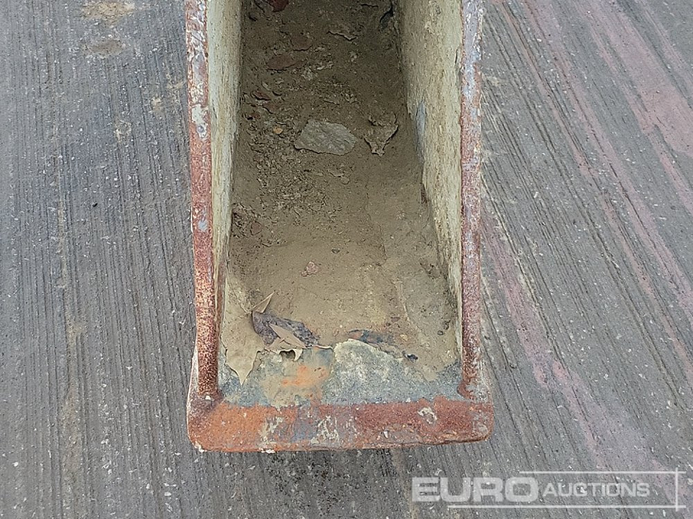 Kauss Strickland 12" Digging Bucket 65mm Pin to suit 13 Ton Excavator: foto 9 Kauss Strickland 12" Digging Bucket 65mm Pin to suit 13 Ton Excavator: foto 9