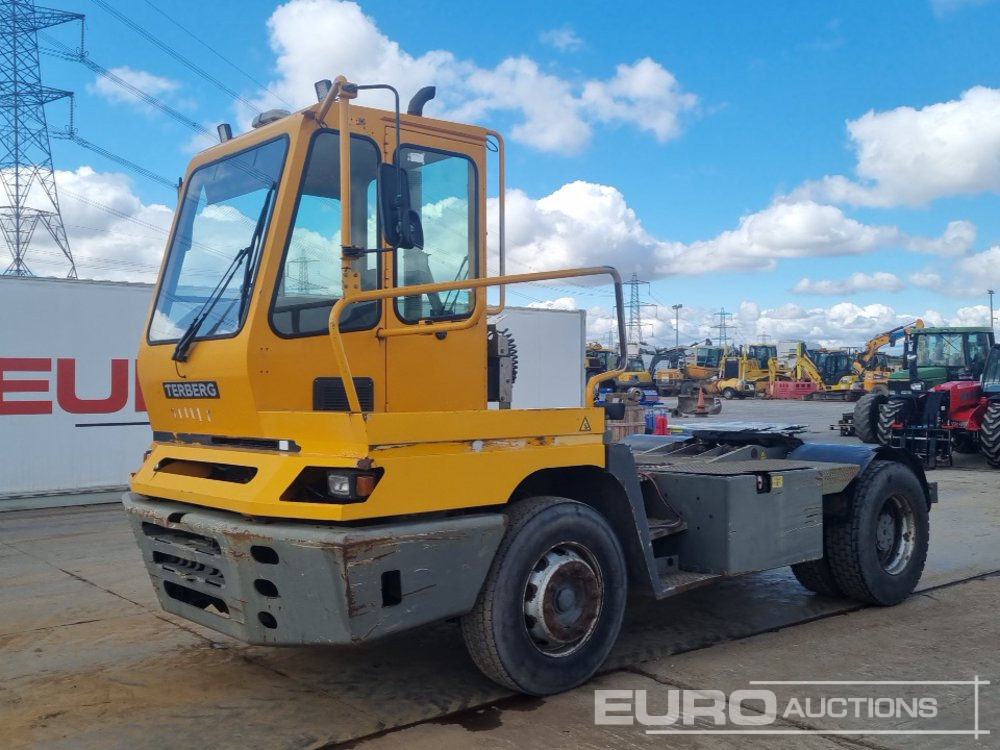 Terberg YT182 - Termināļa traktors: foto 1 Terberg YT182 - Termināļa traktors: foto 1