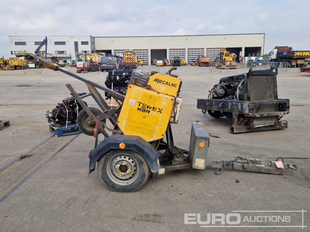 Asfalta ieklāšanas tehnika Terex MBR-71: foto 6