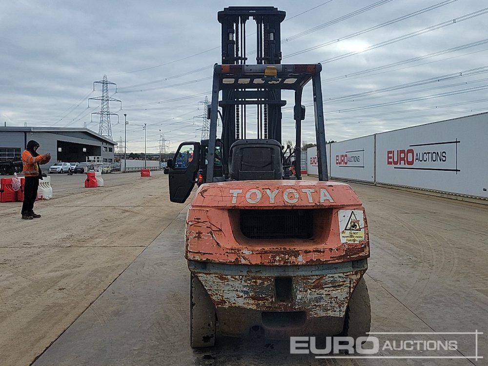 Toyota 02-7FD45 - Autokrāvējs: foto 4 Toyota 02-7FD45 - Autokrāvējs: foto 4