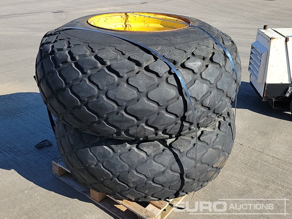 Trelleborg 23.1-26 Tyre & Rim (2 of) - Riepa: foto 5 Trelleborg 23.1-26 Tyre & Rim (2 of) - Riepa: foto 5