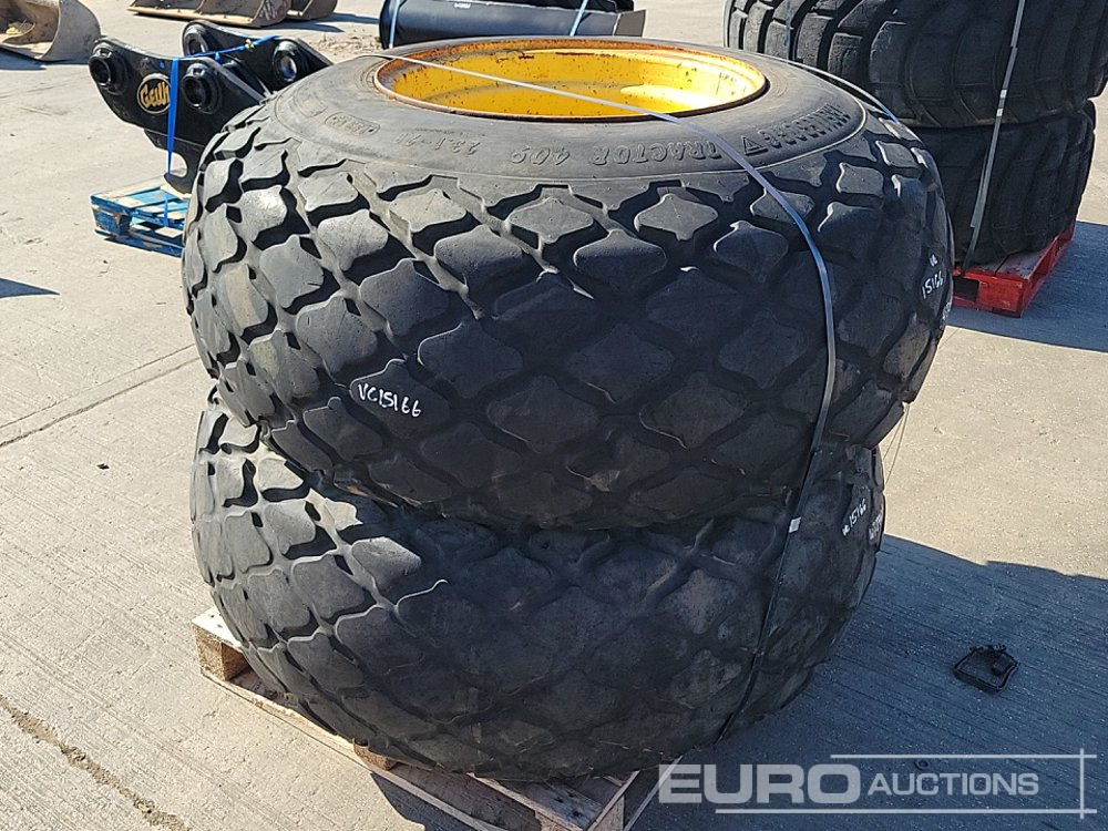 Trelleborg 23.1-26 Tyre & Rim (2 of) - Riepa: foto 1 Trelleborg 23.1-26 Tyre & Rim (2 of) - Riepa: foto 1