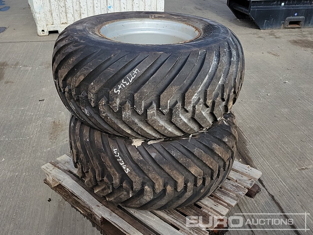 Trelleborg 500/60-22.5 Tyre & Rim (2 of) - Riepa: foto 1 Trelleborg 500/60-22.5 Tyre & Rim (2 of) - Riepa: foto 1