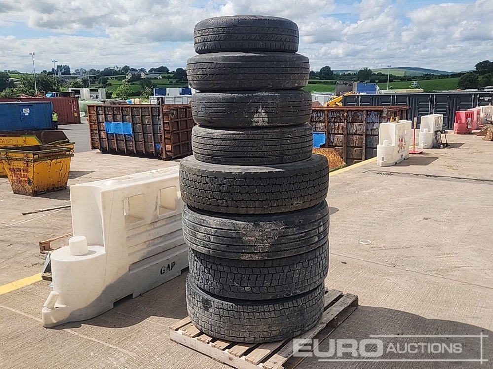 Tyre & Rim to suit Lorry/Trailer (8 of) - Riepa: foto 4 Tyre & Rim to suit Lorry/Trailer (8 of) - Riepa: foto 4