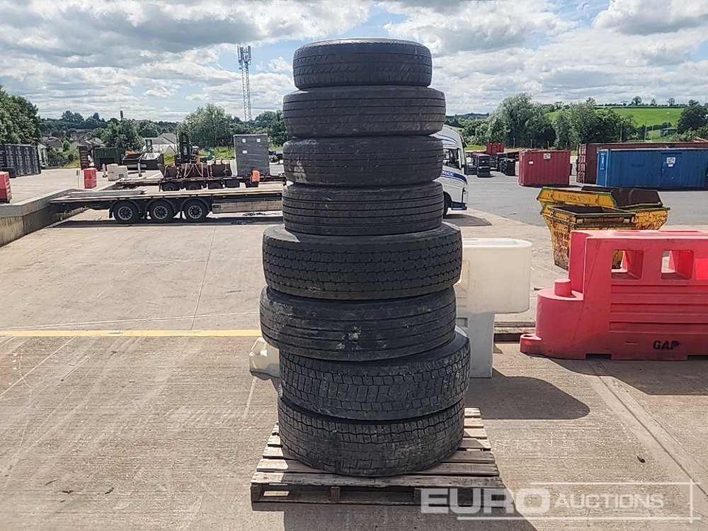 Tyre & Rim to suit Lorry/Trailer (8 of) - Riepa: foto 5 Tyre & Rim to suit Lorry/Trailer (8 of) - Riepa: foto 5