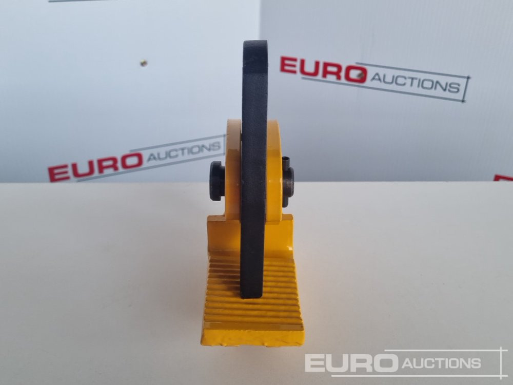 Unused 1 Ton PDB Horizontal Plate Lifting Clamp - Garāžu aprīkojums: foto 2 Unused 1 Ton PDB Horizontal Plate Lifting Clamp - Garāžu aprīkojums: foto 2