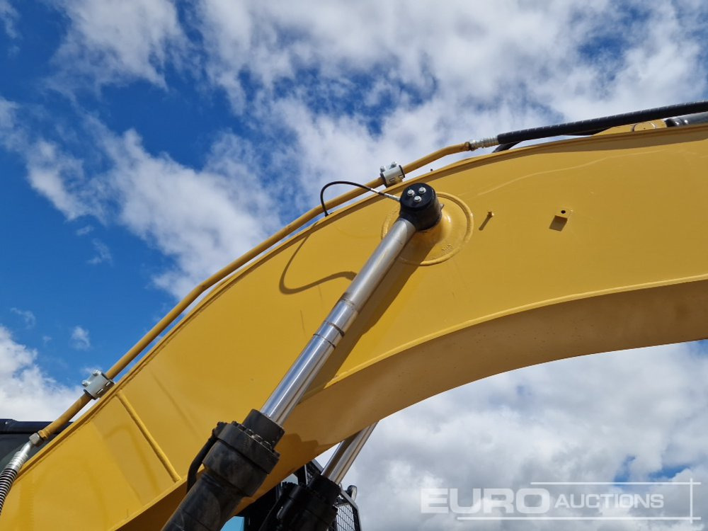 Kāpurķēžu ekskavators Unused 2025 CAT 323D3: foto 24
