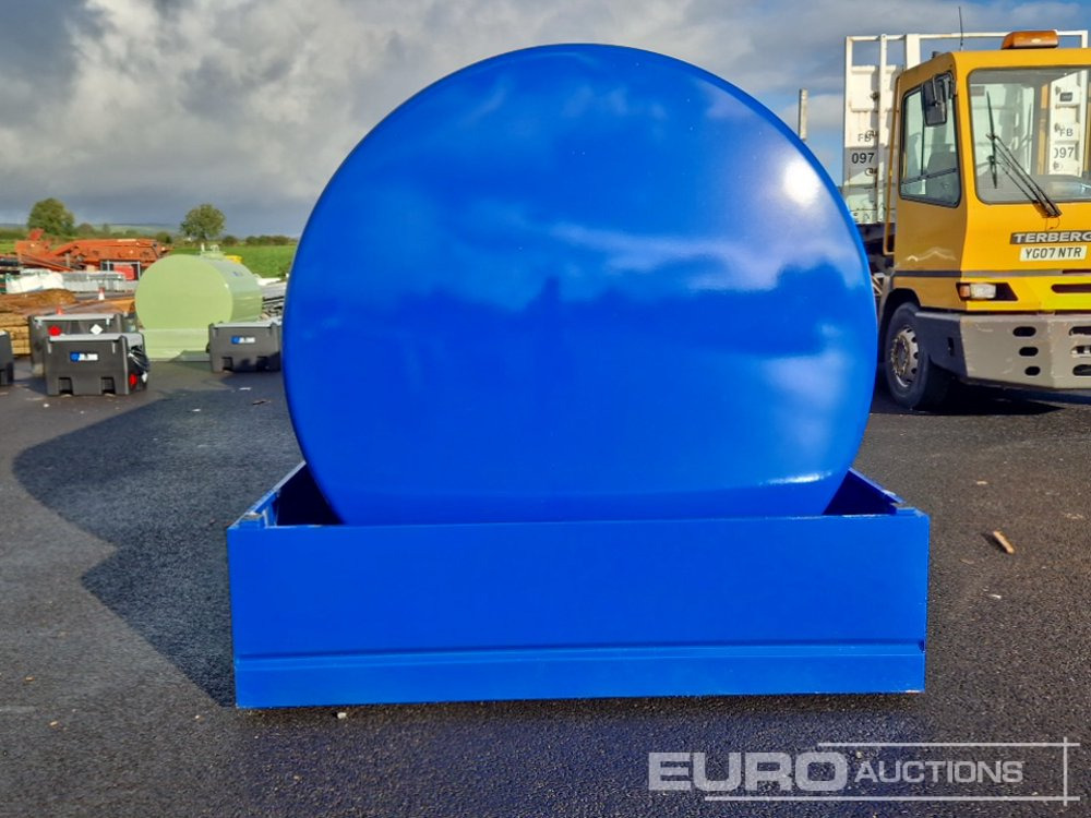 Unused 2025 Emiliana Serbatoi TF9/50 9000 Litre Fuel Tank, Meter, 240 Volt Pump - Uzglabāšanas tvertne: foto 4 Unused 2025 Emiliana Serbatoi TF9/50 9000 Litre Fuel Tank, Meter, 240 Volt Pump - Uzglabāšanas tvertne: foto 4